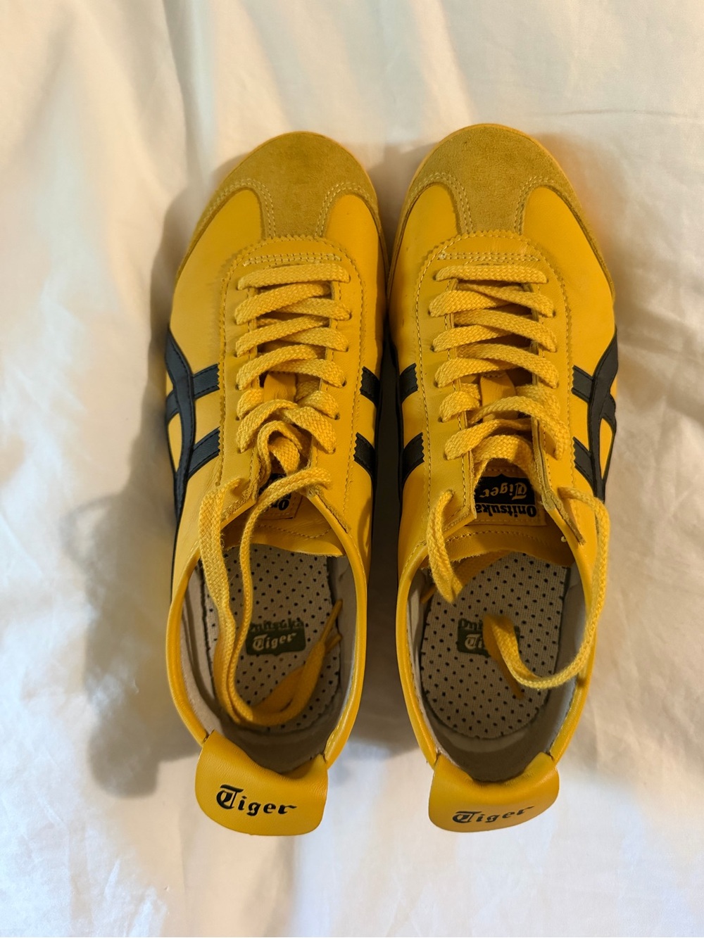 Onitsuka Tiger yellow Mexico 66 Sneakers